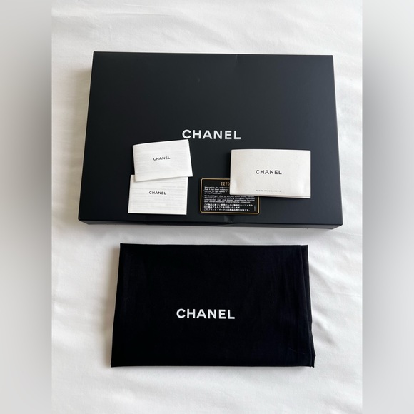CHANEL Envelope Clutch O Case Black Limited Edition - Picture 14 of 15